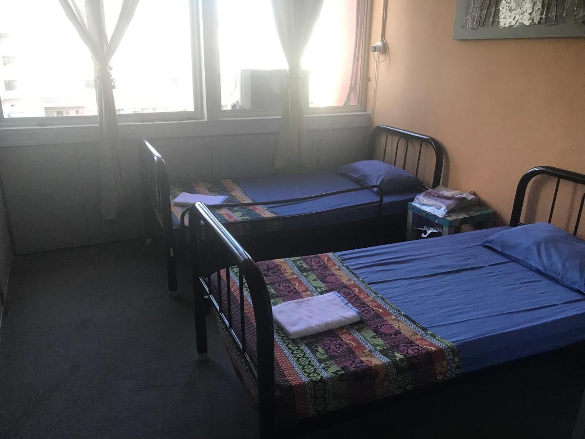 Borneo Sweet Guesthouse Кучинг Екстериор снимка