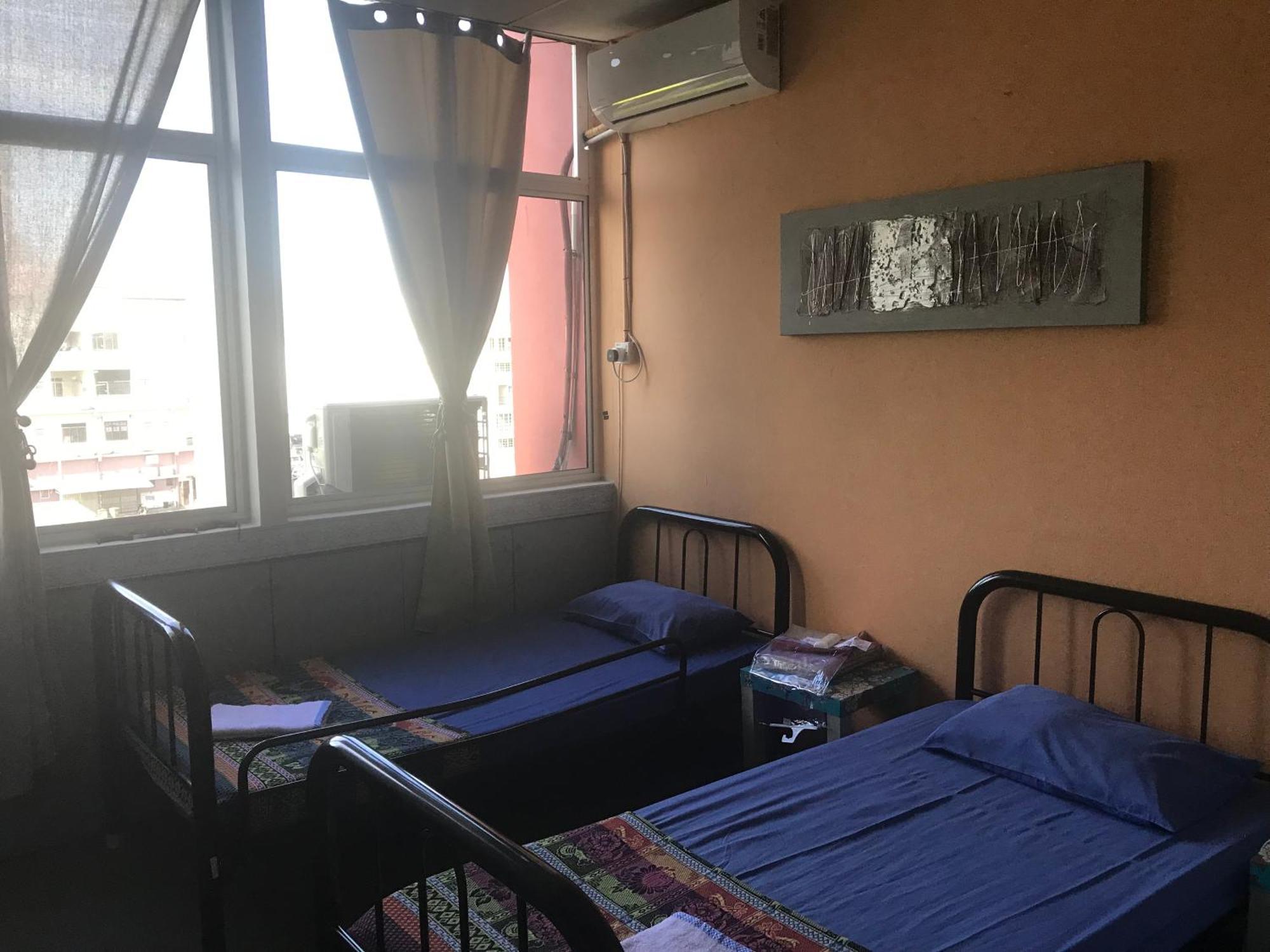 Borneo Sweet Guesthouse Кучинг Екстериор снимка