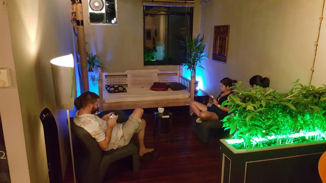 Borneo Sweet Guesthouse Кучинг Екстериор снимка